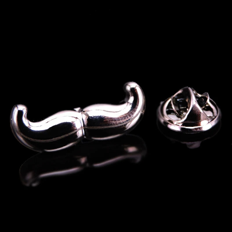 Music equipment violin horn Saxophone Guitar Brooch fashion men and women Lapel Pin clothing backpack accessories Badge