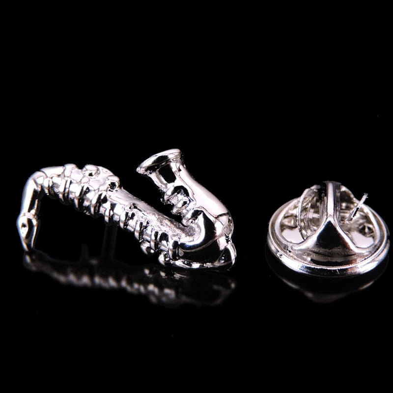 Music equipment violin horn Saxophone Guitar Brooch fashion men and women Lapel Pin clothing backpack accessories Badge