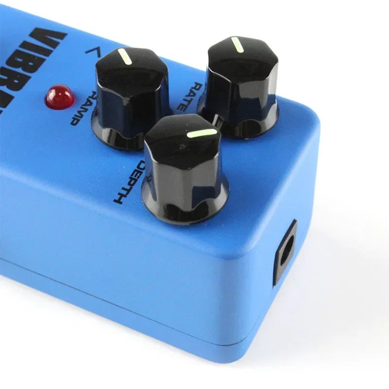 KOKKO FVB2 Vibrato/Tremolo Guitar Effect Pedal – True Bypass, Analog Modulation Stompbox for Electric Guitar Effect Pedal